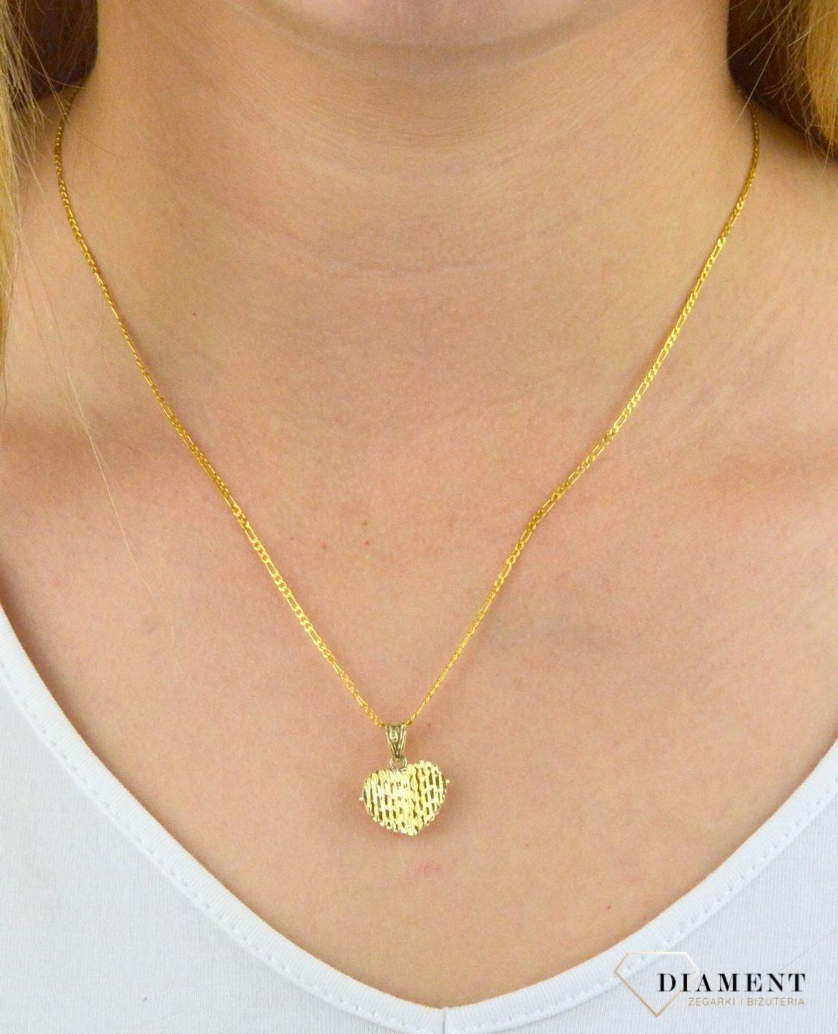 Złota zawieszka serduszko ZA 6332A. Złota zawieszka. Złota zawieszka serce. Złota zawieszka w kształcie serca. Idealna zawieszka na prezent. zawieszka dla ukochanej..jpg